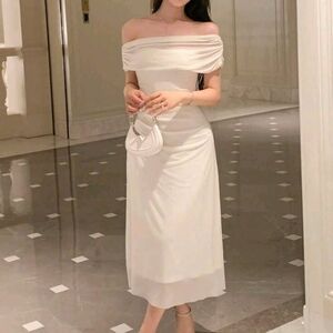 Chic Strapless Ivory Dress
